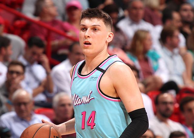 不难看出足 不难看出足